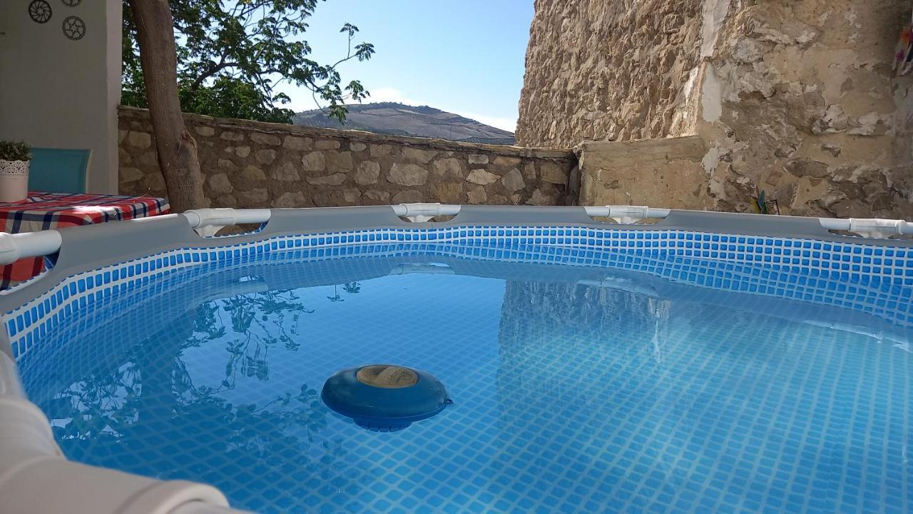 Casa Singular Y Con Encanto Baena Buitenkant foto